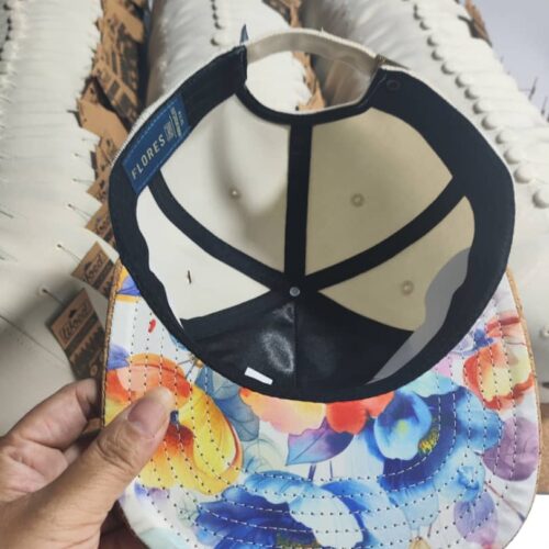 Alternative view of Strapback | FLORES